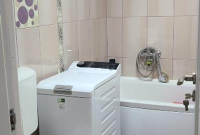 Apartament cu 2 camere decomandat, mobilat în Iris