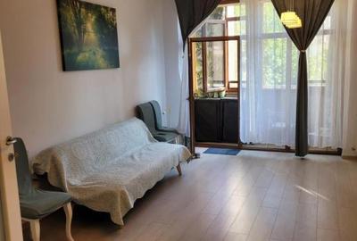 VasileLascar-str. Toamnei bloc nou- cu centrala - 6