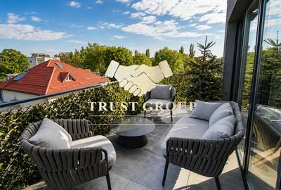 Penthouse cu 3 camere decomandat în Floreasca