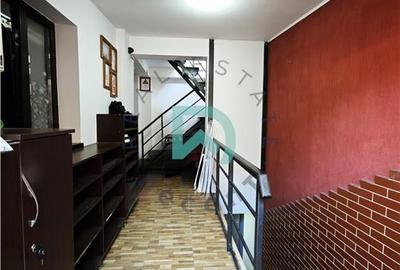 Casă individuală cu 10 camere în Brașovul Vechi