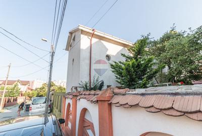 Vila 336 mp 7 camere - locuință, grădiniță, clinică - Drumul Taberei - 51