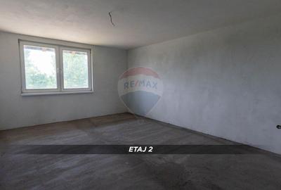 Casă noua de vanzare in Miresu Mare langa centrul de echitatie - 15