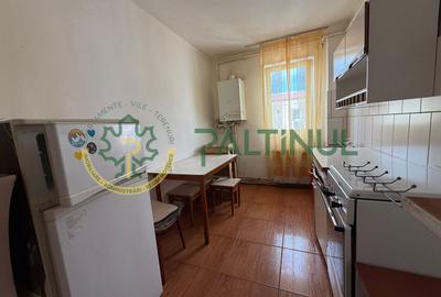 Apartament cu 2 camere semidecomandat în Vasile Aaron