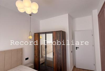 Prima inchiriere 2 camere Str.Eroilor blocurile albe - 2