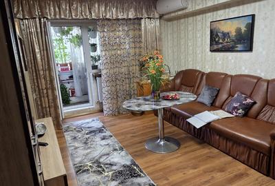Apartament cu 3 camere semidecomandat, mobilat în Ghencea