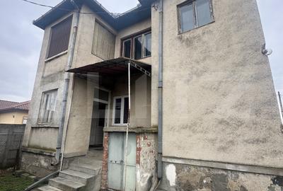 Casă individuală cu 4 camere în Păulești