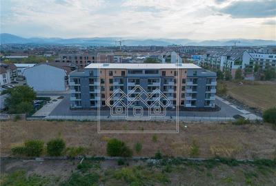Apartament cu 3 camere nedecomandat în Țiglari