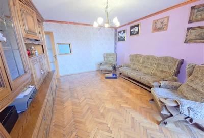 Apartament 3 camere decomandate, zona Piata Sud - 1