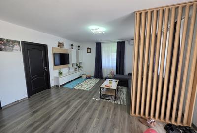 Oportunitate! Casa la sol cu pod amenajat, 4 camere, mobilata utilata, Valu Tr! - 2