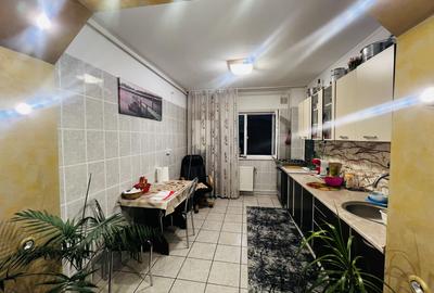 Apartament cu 3 camere decomandat, mobilat în Drumul Taberei