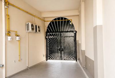Vânzare apartament 2/3 camere 113 mp. Portul Tomis - 15