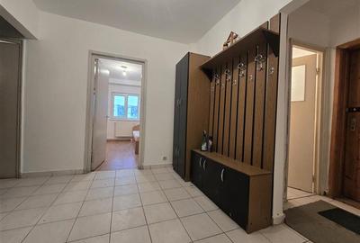 Apartament spatios 3 camere decomandate, 2 bai, etaj 3, zona Mioritei, Bacau - 11