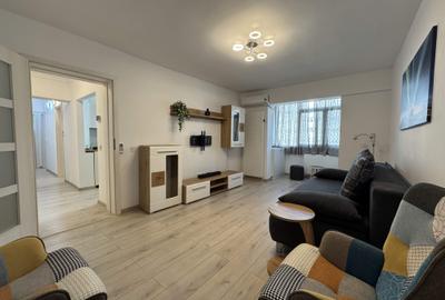 Apartament cu 3 camere decomandat, mobilat în