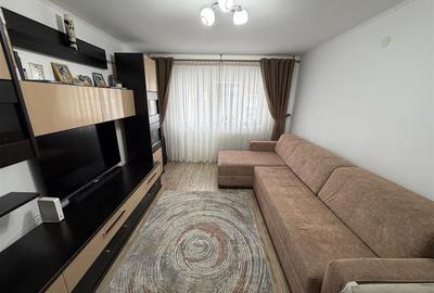 Apartament 2 camere, hol patrat, logie + balcon, mobilat si utilat - 2