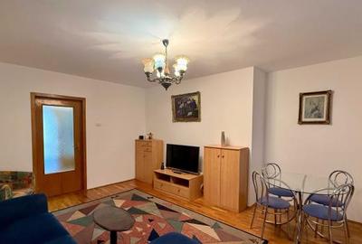 Apartament cu 3 camere decomandat, mobilat în Unirii
