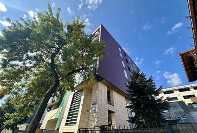 Birou, de 79 mp, în Romană