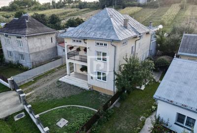 Casă 5 camere, 2.800 mp teren, Dărmănești – 13 km Suceava - 1