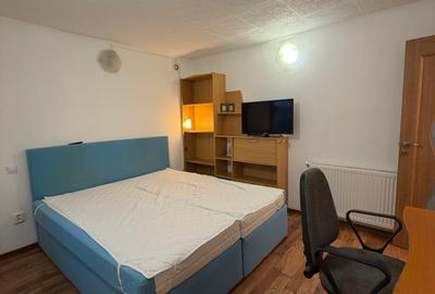 Apartament de închiriat, 3 camere, 80 mp, Zorilor zona UMF - 4