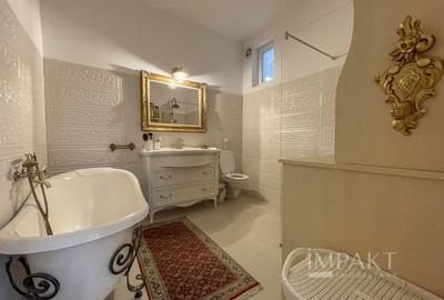 Apartament deosebit cu 3 camere, curte si parcare, aproape de Centru - 13
