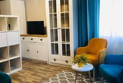 Apartament cu 2 camere decomandat, mobilat în Zorilor
