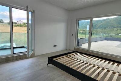 Imobil de lux,piscina,garaj,Cisnadie,la 10 km de SB,comision 0 - 18