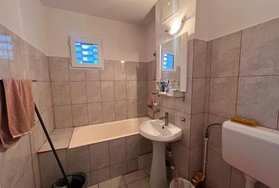 Apartament 4 camere-etaj 1-90 mp-Podu Ros-sens giratoriu - 5