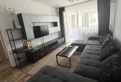 Apartament cu 2 camere decomandat, mobilat în Apărătorii Patriei