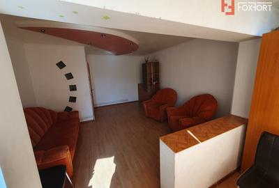 Apartament 2 camere decomandat, etaj 3/4 - zona Steaua - 14