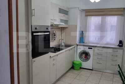 Apartament cu 4 camere decomandat, mobilat în Câmpia Turzii