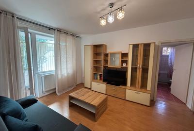Apartament cu 3 camere decomandat, mobilat în Medicină