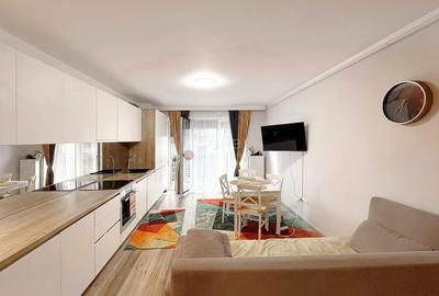 Apartament cu 3 camere semidecomandat, mobilat în Avantgarden