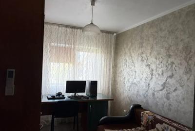 Apartament cu 3 camere in Tatarasi Sud-Pod Metalurgie - 8