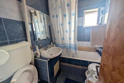 Apartament 3 camere Buhuși - Republicii Penny - 8