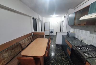 Apartament cu 2 camere decomandat, mobilat în Cetate