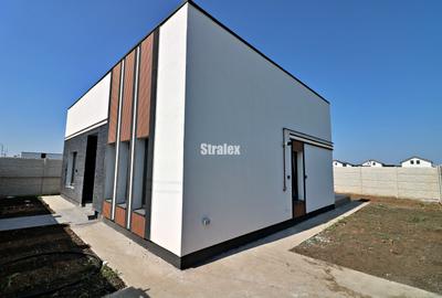 Casa individuala  cu 4 camere si 2 bai - 1