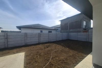 Casa 3 camere/Țegheș/ Individuala la Cheie - 18