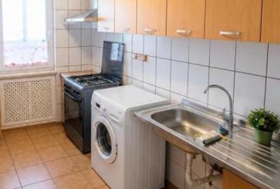 62000euro -Garsoniera et1- 33mp-bloc mixt- metrou - 3