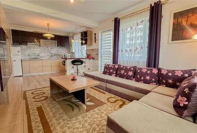 Apartament cu 2 camere decomandat, mobilat în Tractorul