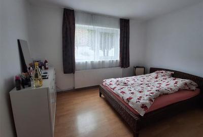 Duplex cu 5 camere în Turnișor