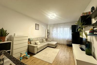 Apartament 2 camere decomandat | Etaj 1 | Balcon | Intre Lacuri - 2