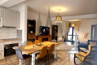 Duplex singur in curte, mobilat si utilat, la intrare in Sanpetru - 4