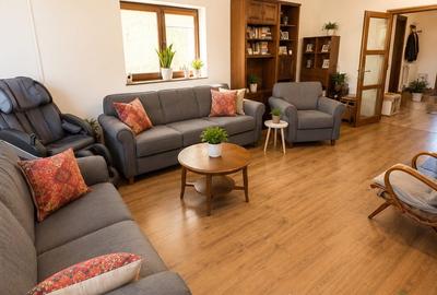 Vila 6 Camere P/M Teren 1000mp Poiana - 32