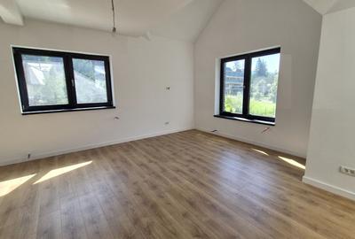 Apartament cu 2 camere 59,40 mp + 30 mp pod - Busteni - comision 0% - 2