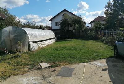 Casă  de vânzare central,  teren de 765 mp, garaj și sistem fotovoltaic - 2