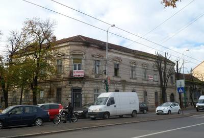 Casă cu 50 camere în Central