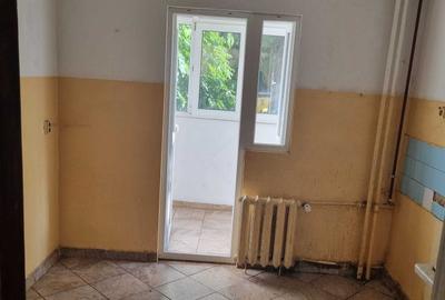 Apart3 Camere de Renovat Pret Bun Titan Liviu Rebreanu 2Bai Balcon Reabilitat - 3