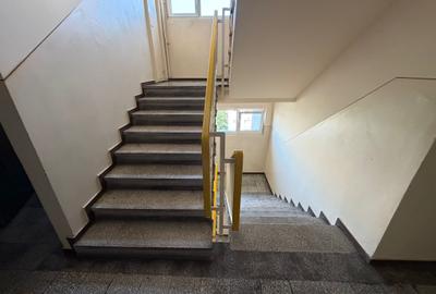 Garsoniera Titan 30 Mp Etaj 9 Bloc 1972 Reabilitat 10 Min Metrou - 8