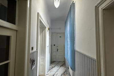 Apartament cu 5 camere circular, mobilat în Central