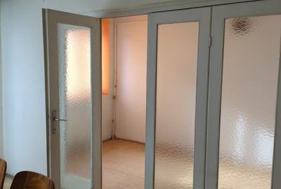 Apartament cu 3 camere decomandat în Micro 39