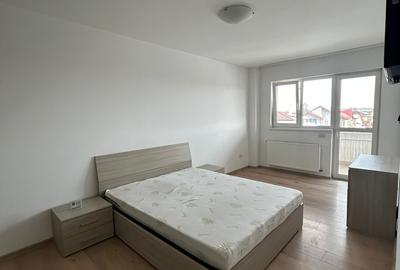 Apartament cu 2 camere decomandat în Sud